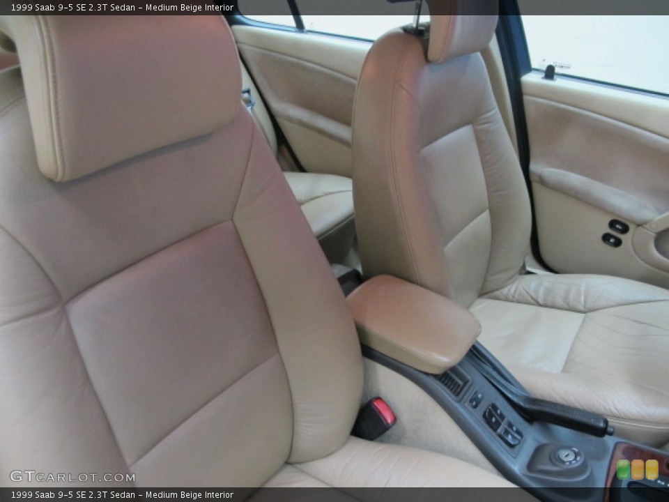 Medium Beige Interior Photo for the 1999 Saab 9-5 SE 2.3T Sedan #63862627