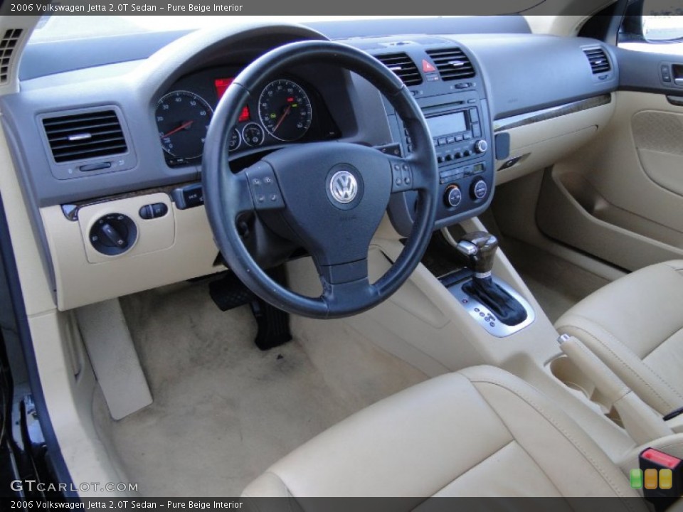 Pure Beige Interior Photo for the 2006 Volkswagen Jetta 2.0T Sedan #63907424