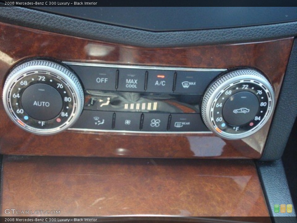Black Interior Controls for the 2008 Mercedes-Benz C 300 Luxury #63980028