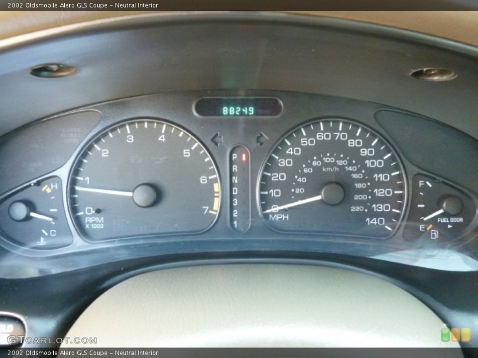 Neutral Interior Gauges for the 2002 Oldsmobile Alero GLS Coupe #63987984