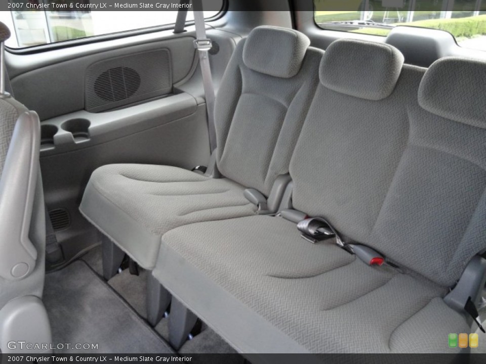 Medium Slate Gray Interior Photo for the 2007 Chrysler Town & Country LX #63991167