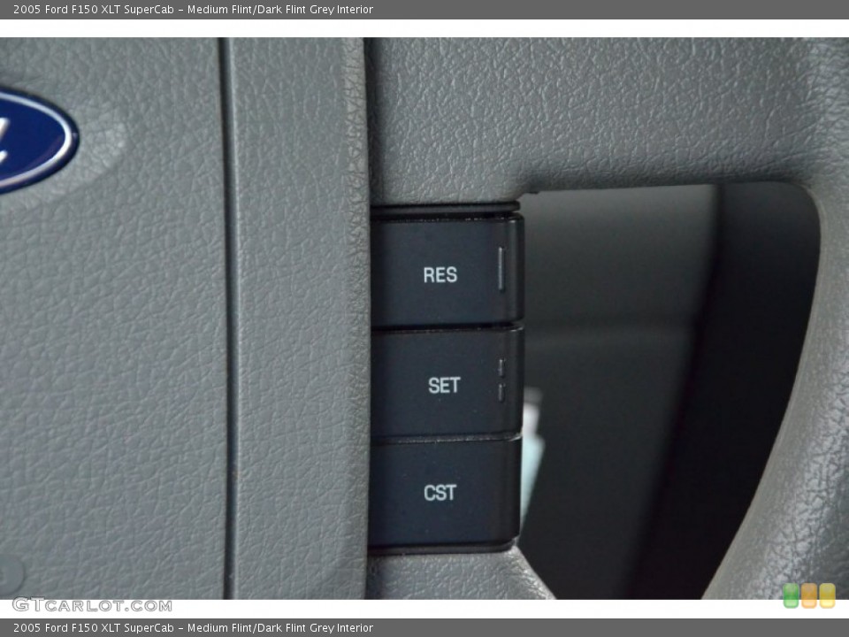 Medium Flint/Dark Flint Grey Interior Controls for the 2005 Ford F150 XLT SuperCab #64024548