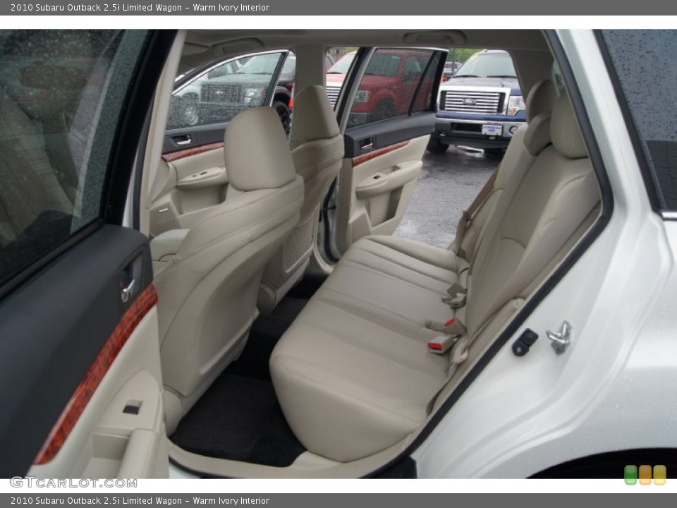 Warm Ivory Interior Photo for the 2010 Subaru Outback 2.5i Limited Wagon #64029631