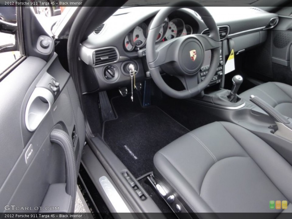 Black Interior Photo for the 2012 Porsche 911 Targa 4S #64074572