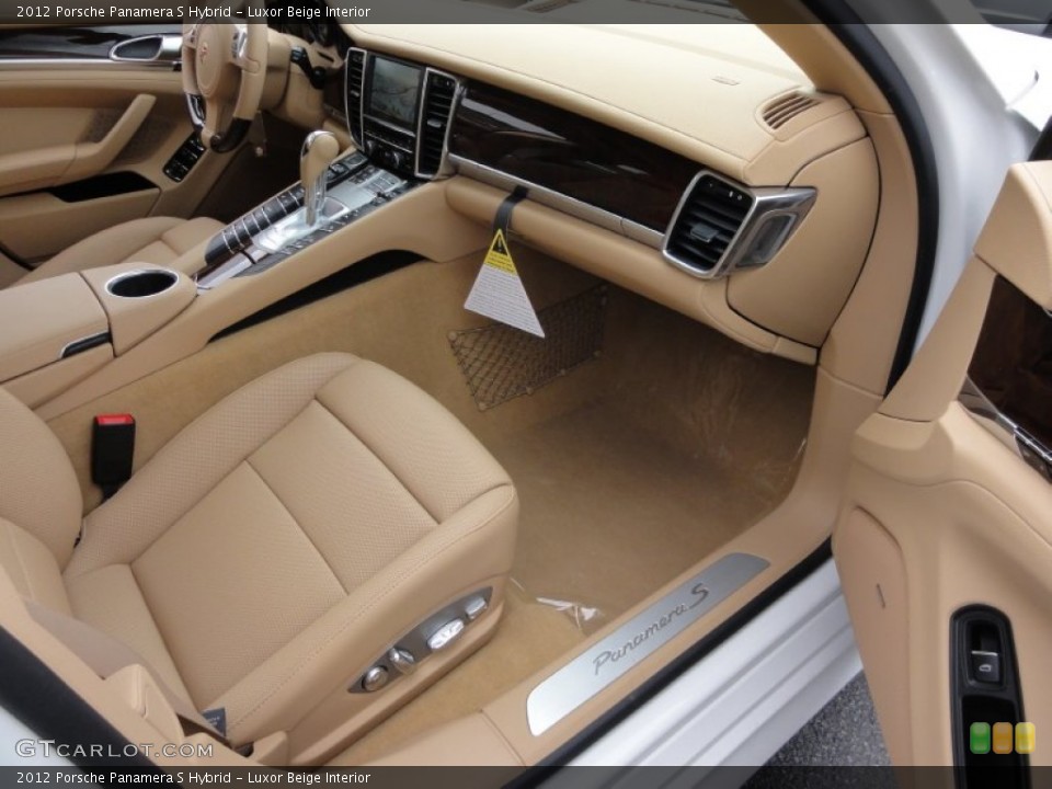Luxor Beige Interior Photo for the 2012 Porsche Panamera S Hybrid #64074932