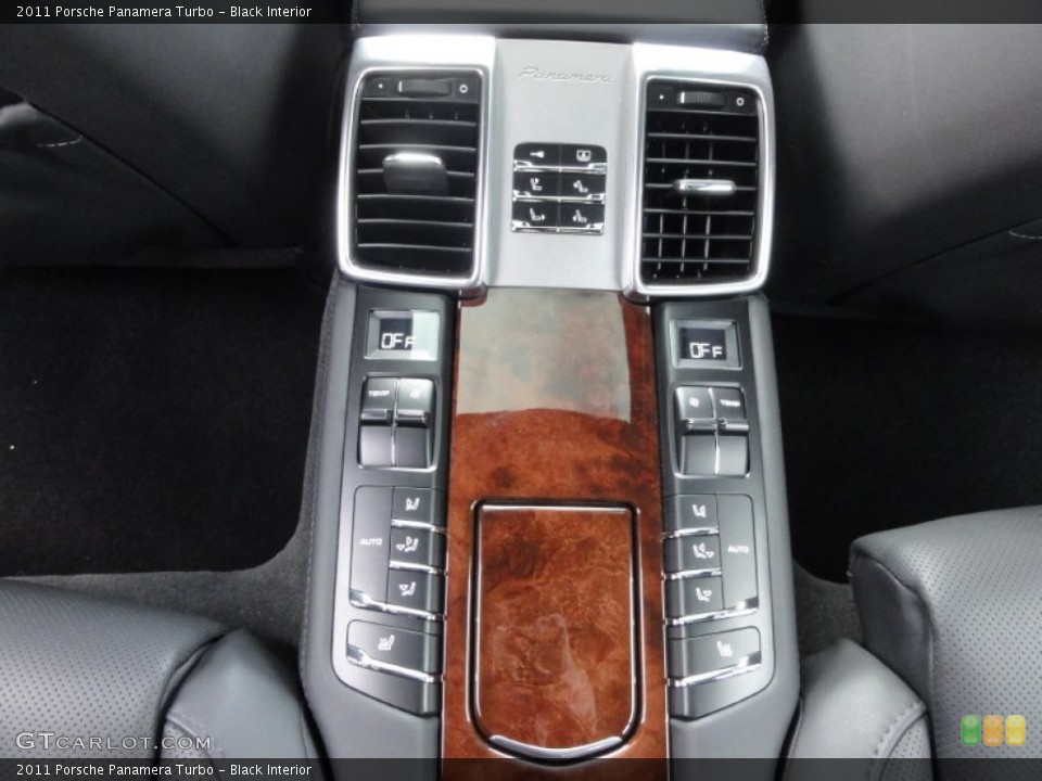 Black Interior Controls for the 2011 Porsche Panamera Turbo #64075286