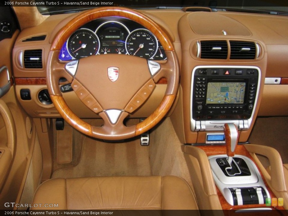 Havanna/Sand Beige Interior Dashboard for the 2006 Porsche Cayenne Turbo S #64112501