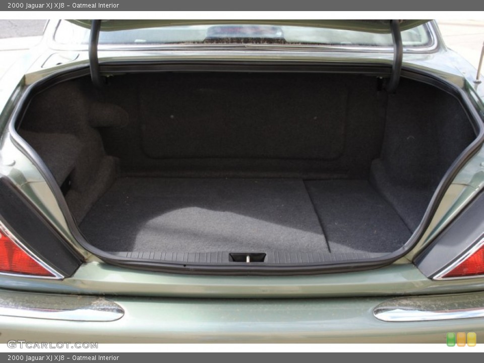 Oatmeal Interior Trunk for the 2000 Jaguar XJ XJ8 #64121783