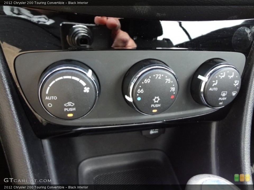 Black Interior Controls for the 2012 Chrysler 200 Touring Convertible #64151821