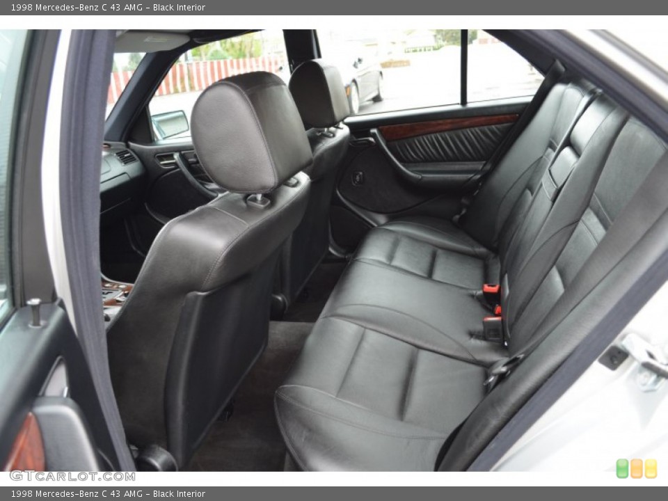 Black Interior Photo for the 1998 Mercedes-Benz C 43 AMG #64189674