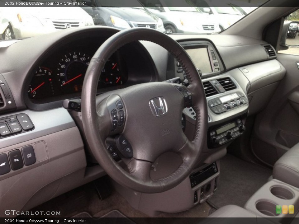 Gray Interior Dashboard for the 2009 Honda Odyssey Touring #64206890