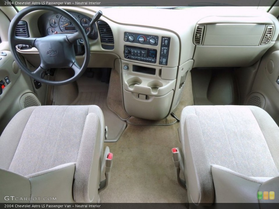 Neutral Interior Photo for the 2004 Chevrolet Astro LS Passenger Van #64222685