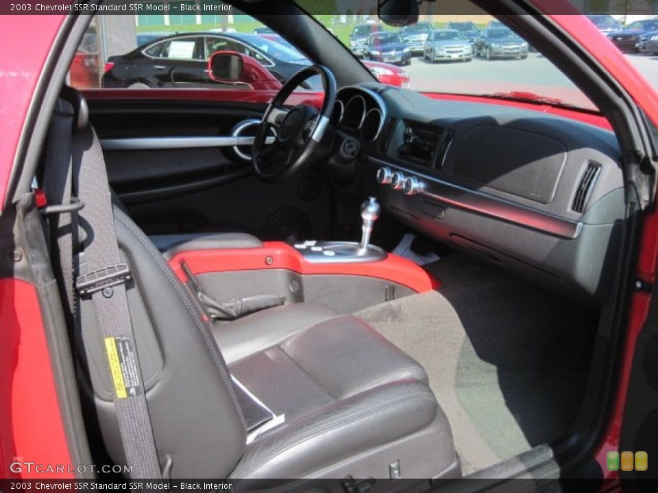 Black Interior Photo for the 2003 Chevrolet SSR  #64229332