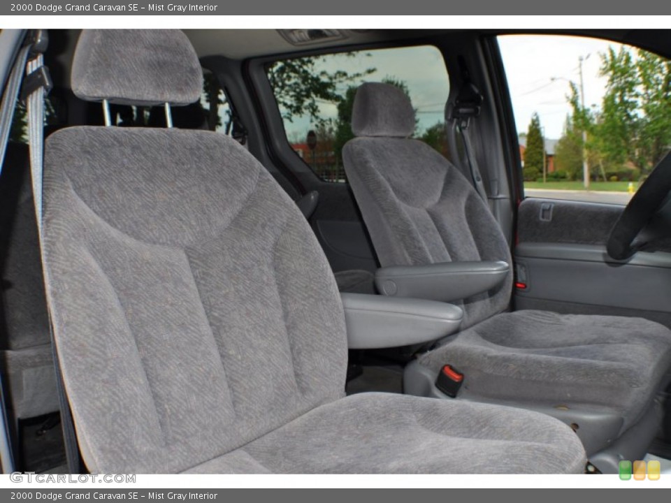 Mist Gray Interior Photo for the 2000 Dodge Grand Caravan SE #64235485