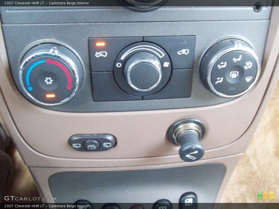 Cashmere Beige Interior Controls for the 2007 Chevrolet HHR LT #64240481