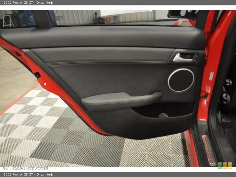 Onyx Interior Door Panel for the 2009 Pontiac G8 GT #64240724