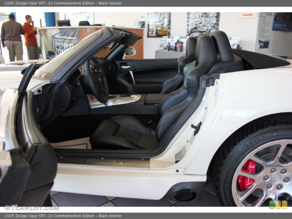 Black Interior Photo for the 2005 Dodge Viper SRT-10 Commemoritive Edition #64286546