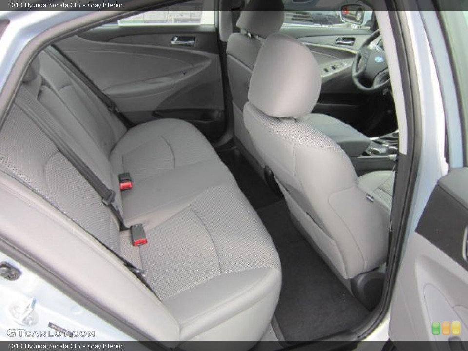 Gray Interior Photo for the 2013 Hyundai Sonata GLS #64329525