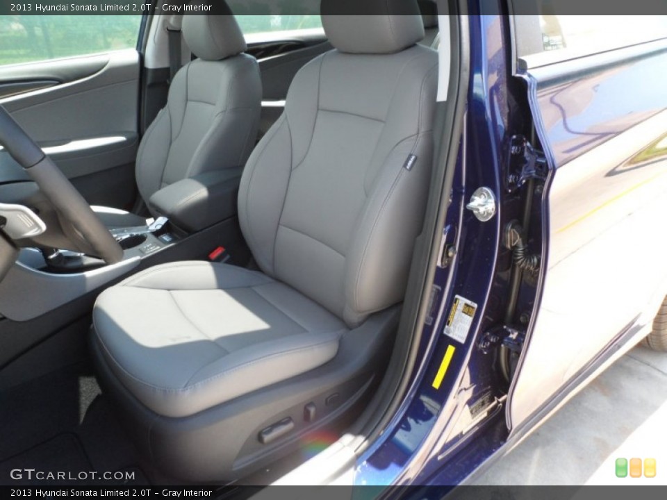 Gray Interior Photo for the 2013 Hyundai Sonata Limited 2.0T #64349455