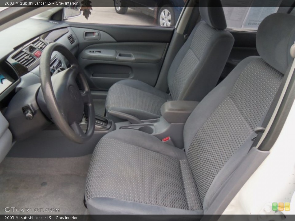 Gray Interior Photo for the 2003 Mitsubishi Lancer LS #64360215