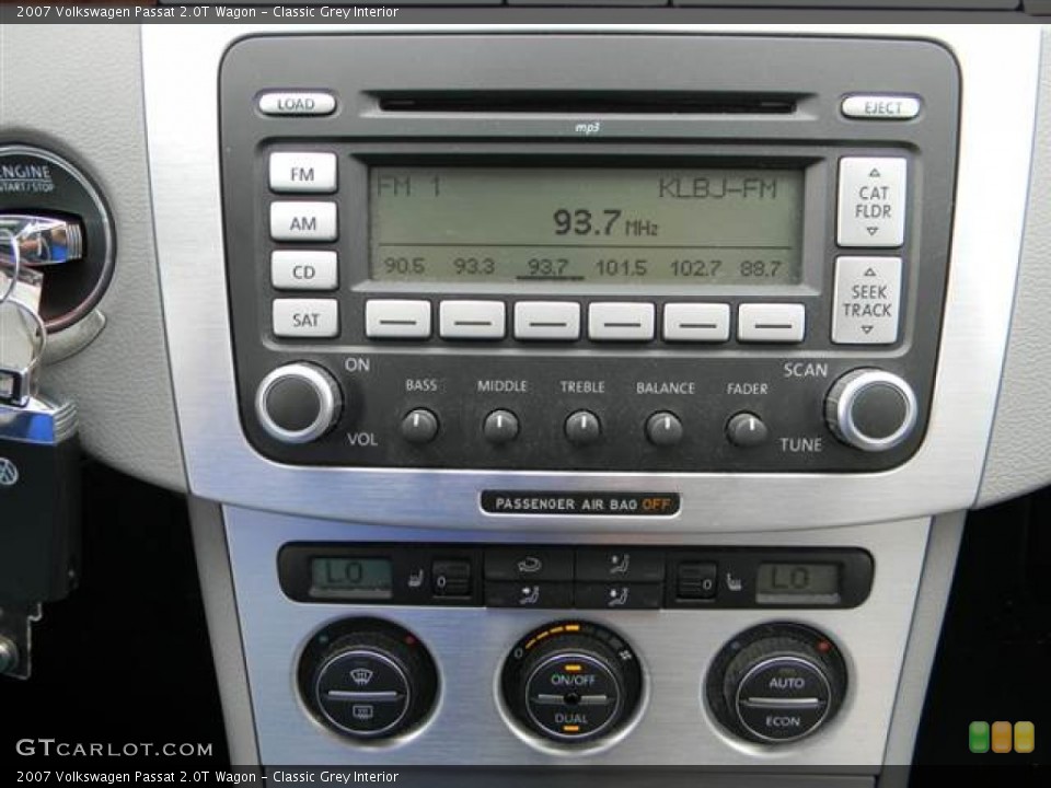 Classic Grey Interior Controls for the 2007 Volkswagen Passat 2.0T Wagon #64362258