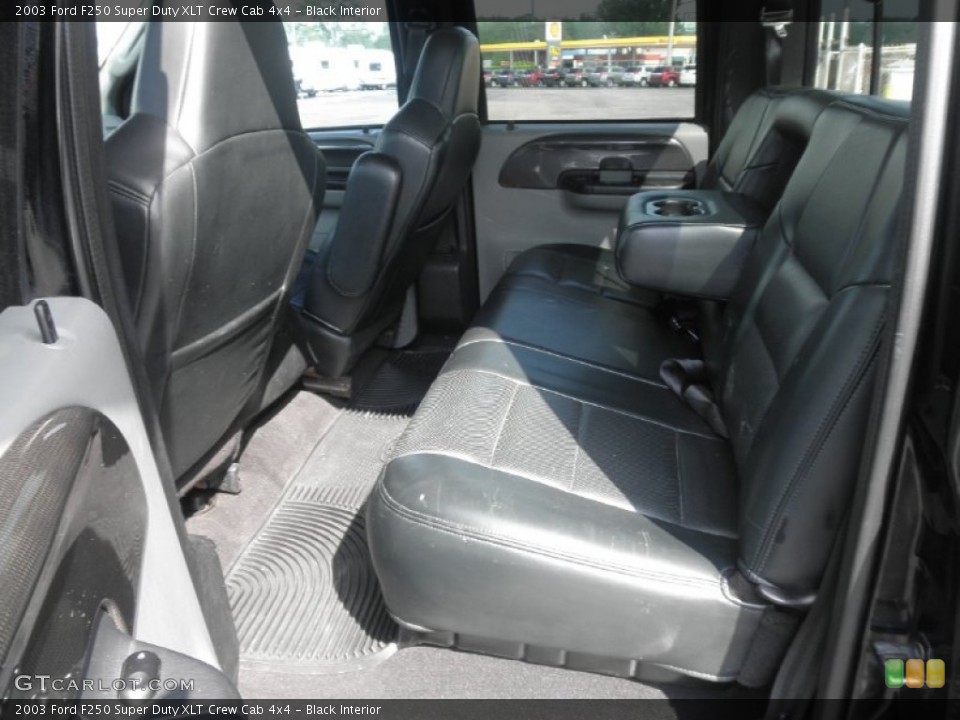 Black Interior Photo for the 2003 Ford F250 Super Duty XLT Crew Cab 4x4 #64373973