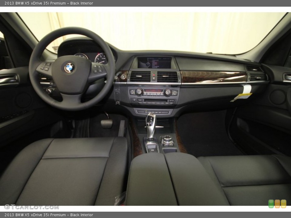 Black Interior Dashboard for the 2013 BMW X5 xDrive 35i Premium #64376316