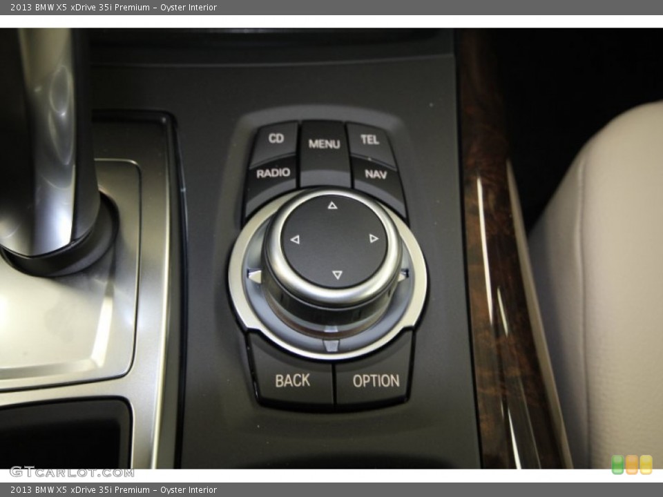 Oyster Interior Controls for the 2013 BMW X5 xDrive 35i Premium #64376688