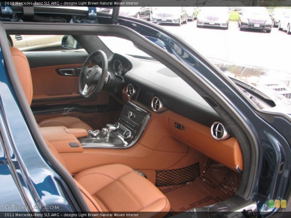 designo Light Brown Natural Woven Interior Photo for the 2011 Mercedes-Benz SLS AMG #64391145