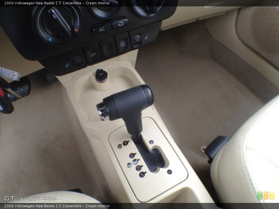 Cream Interior Transmission for the 2009 Volkswagen New Beetle 2.5 Convertible #64406839