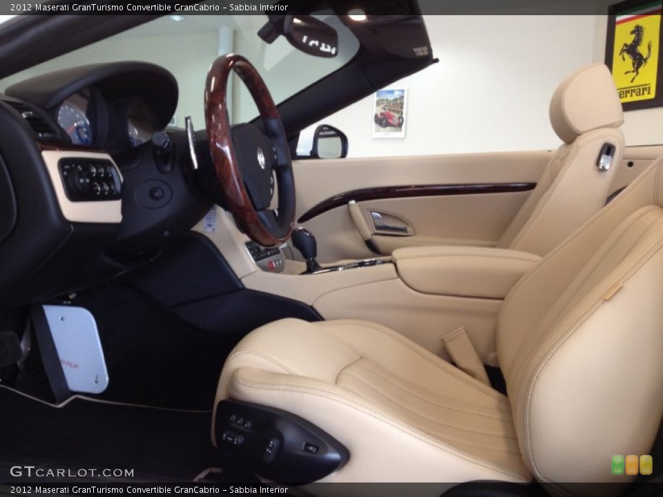 Sabbia Interior Photo for the 2012 Maserati GranTurismo Convertible GranCabrio #64434626