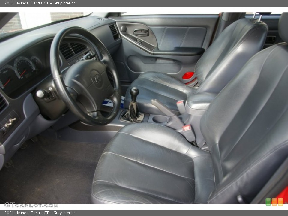 Gray Interior Photo for the 2001 Hyundai Elantra GT #64445457