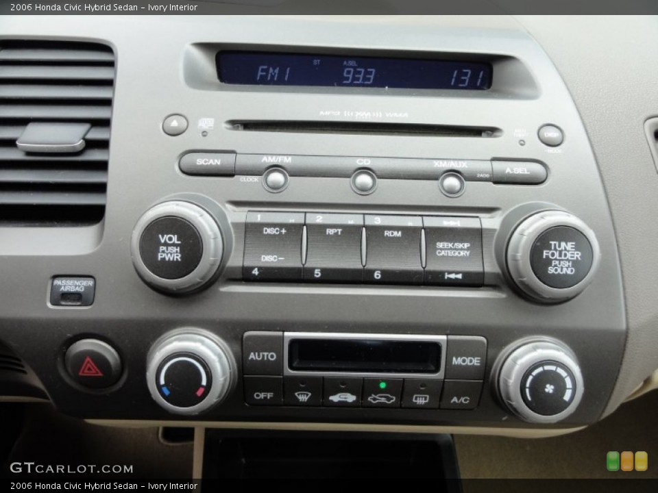 Ivory Interior Controls for the 2006 Honda Civic Hybrid Sedan #64447818