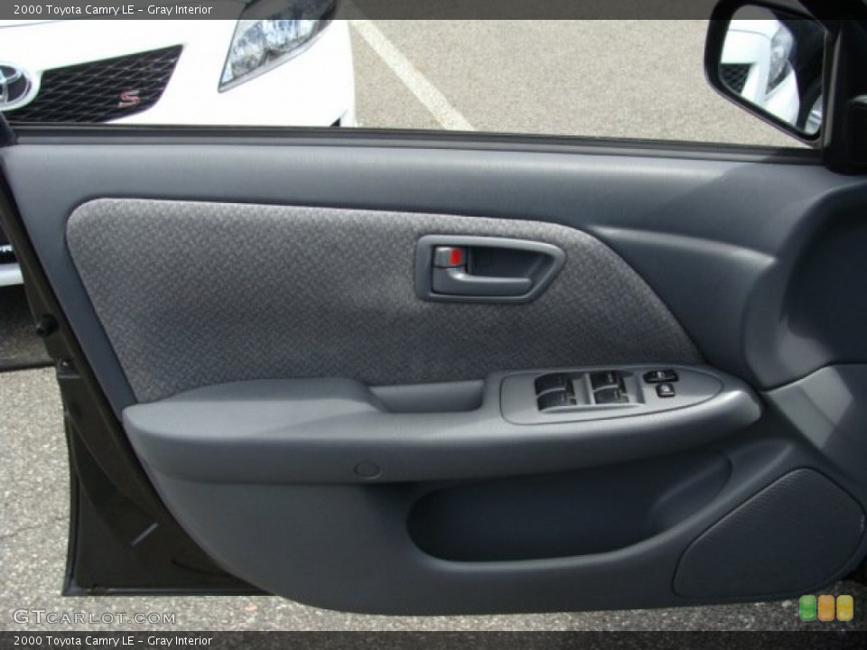 Gray Interior Door Panel For The 2000 Toyota Camry Le