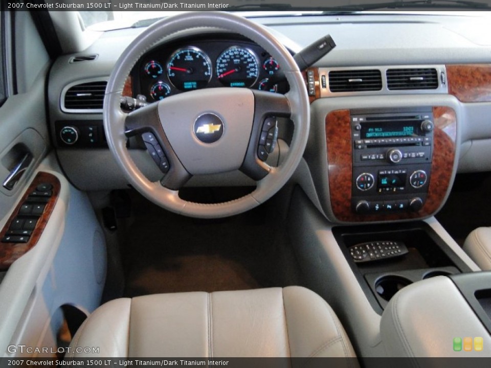 Light Titanium/Dark Titanium Interior Dashboard for the 2007 Chevrolet Suburban 1500 LT #64469621