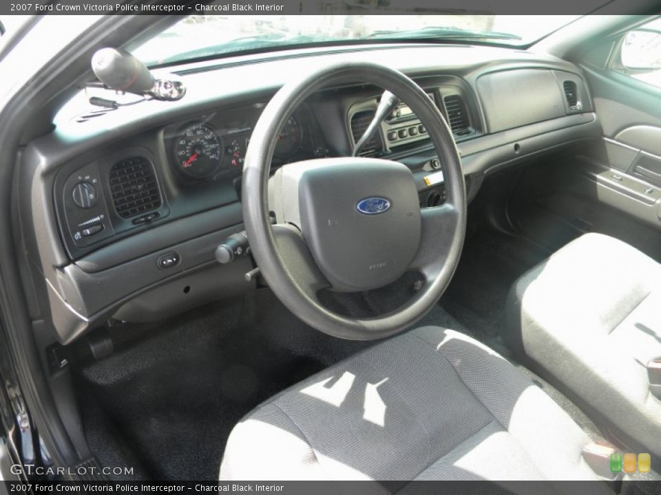 Charcoal Black 2007 Ford Crown Victoria Interiors