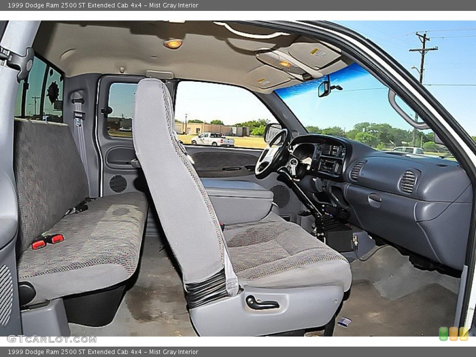 Mist Gray Interior Photo for the 1999 Dodge Ram 2500 ST Extended Cab 4x4 #64491660