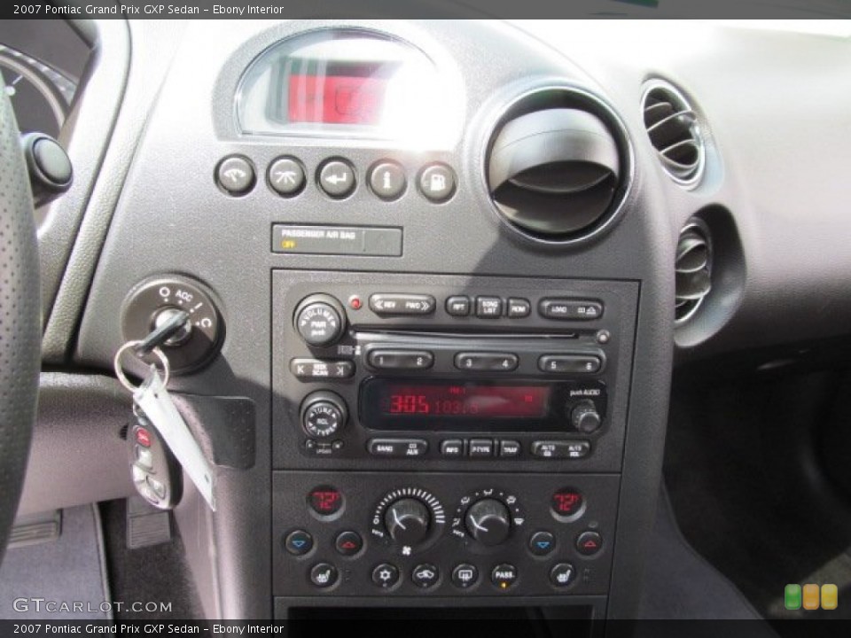 Ebony Interior Controls for the 2007 Pontiac Grand Prix GXP Sedan #64516284