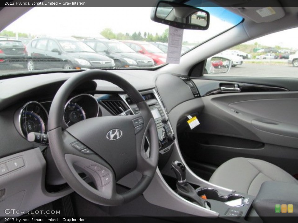 Gray Interior Photo for the 2013 Hyundai Sonata Limited #64541227