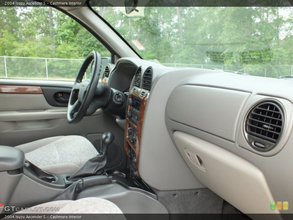 Cashmere Interior Dashboard for the 2004 Isuzu Ascender S #64559196