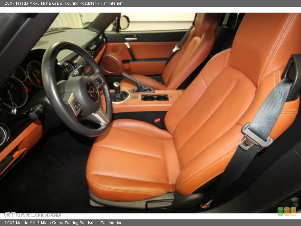 Tan Interior Photo for the 2007 Mazda MX-5 Miata Grand Touring Roadster #64569126