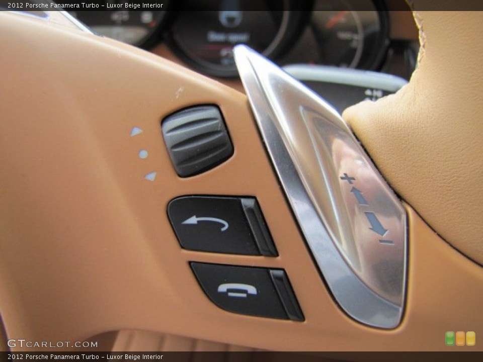 Luxor Beige Interior Controls for the 2012 Porsche Panamera Turbo #64597314