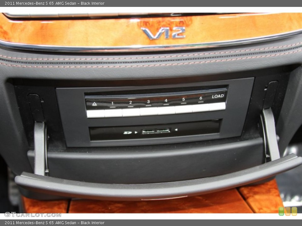 Black Interior Audio System for the 2011 Mercedes-Benz S 65 AMG Sedan #64597842