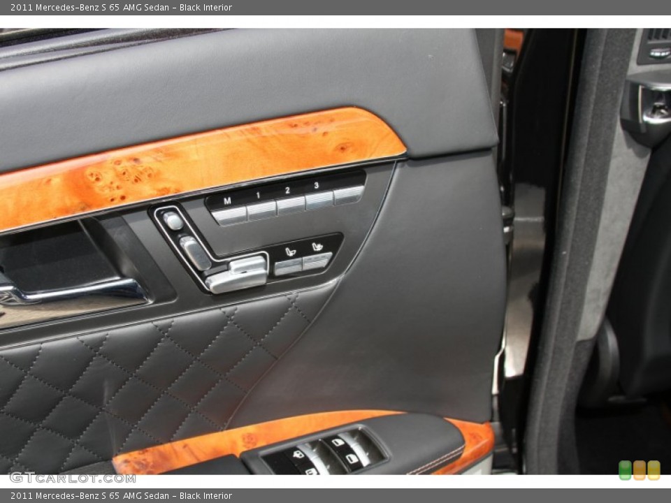 Black Interior Controls for the 2011 Mercedes-Benz S 65 AMG Sedan #64597952