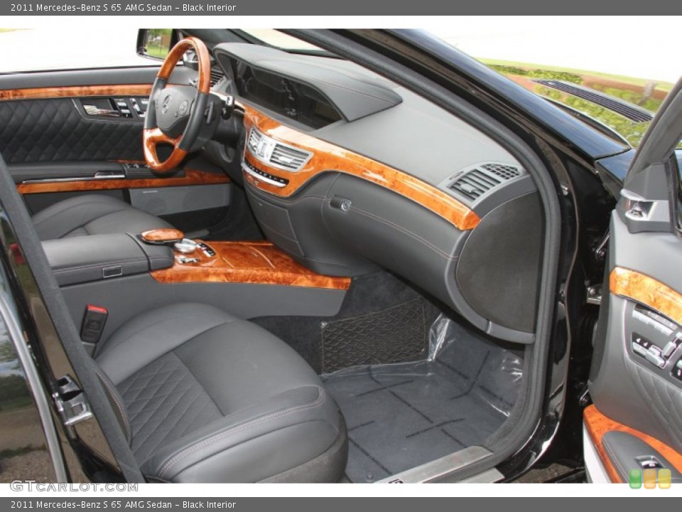 Black Interior Photo for the 2011 Mercedes-Benz S 65 AMG Sedan #64598025