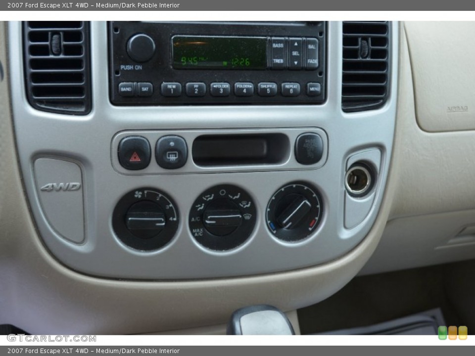 Medium/Dark Pebble Interior Controls for the 2007 Ford Escape XLT 4WD #64608183