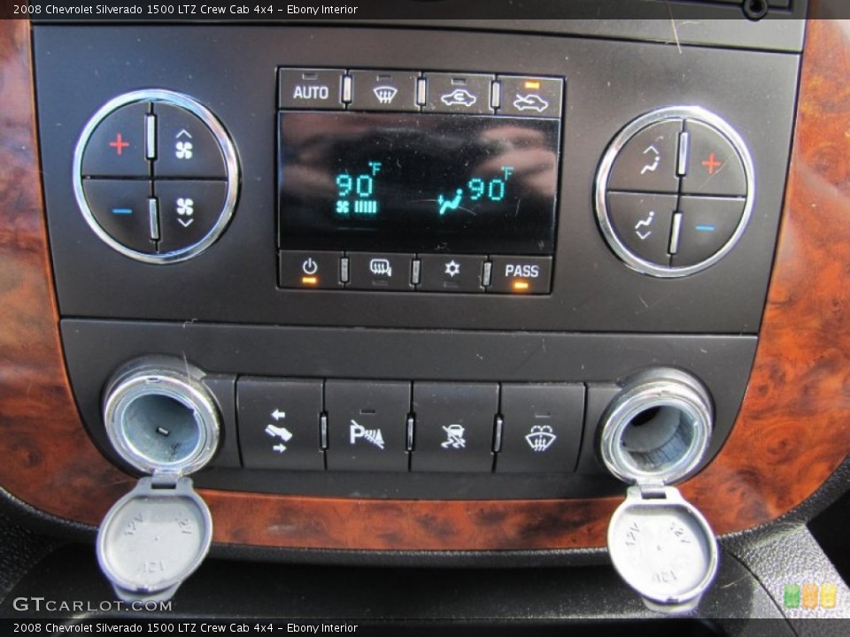 Ebony Interior Controls for the 2008 Chevrolet Silverado 1500 LTZ Crew Cab 4x4 #64617922