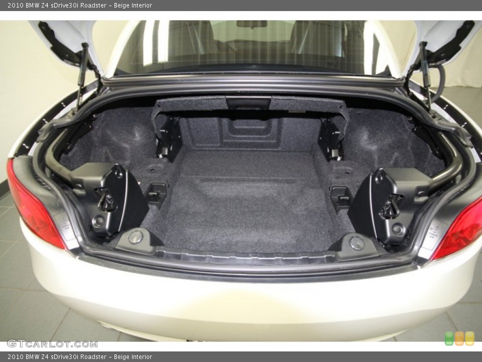 Beige Interior Trunk for the 2010 BMW Z4 sDrive30i Roadster #64621558