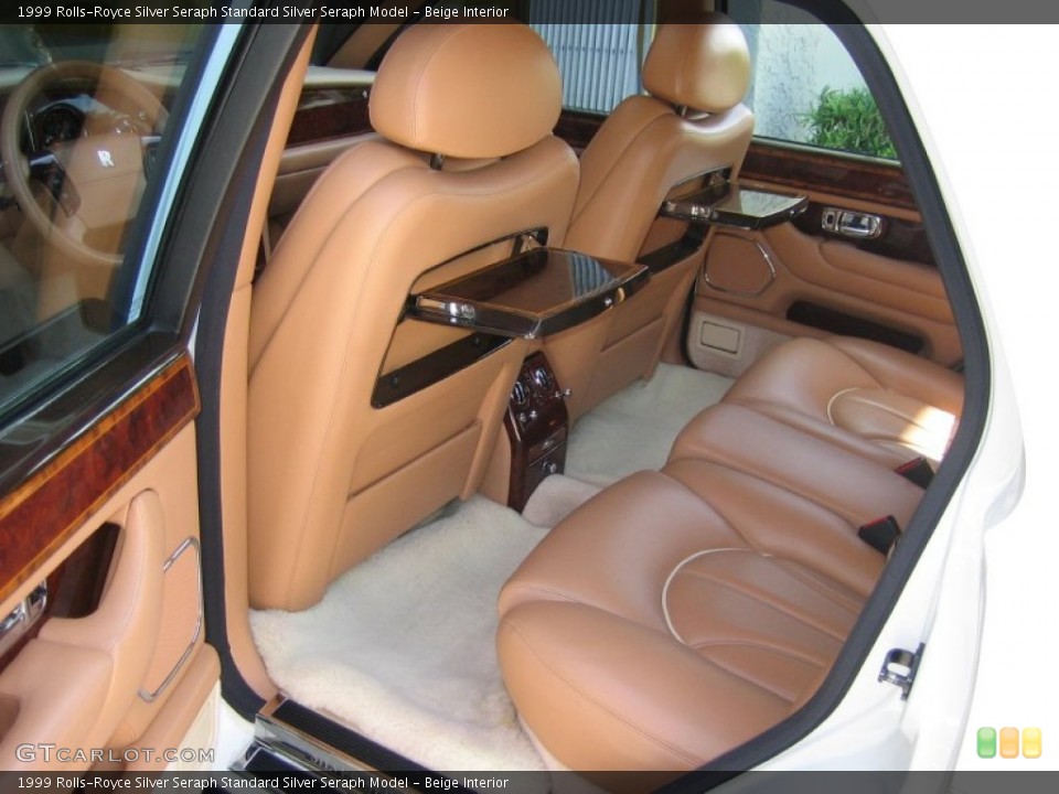 Beige Interior Photo for the 1999 Rolls-Royce Silver Seraph  #64625131