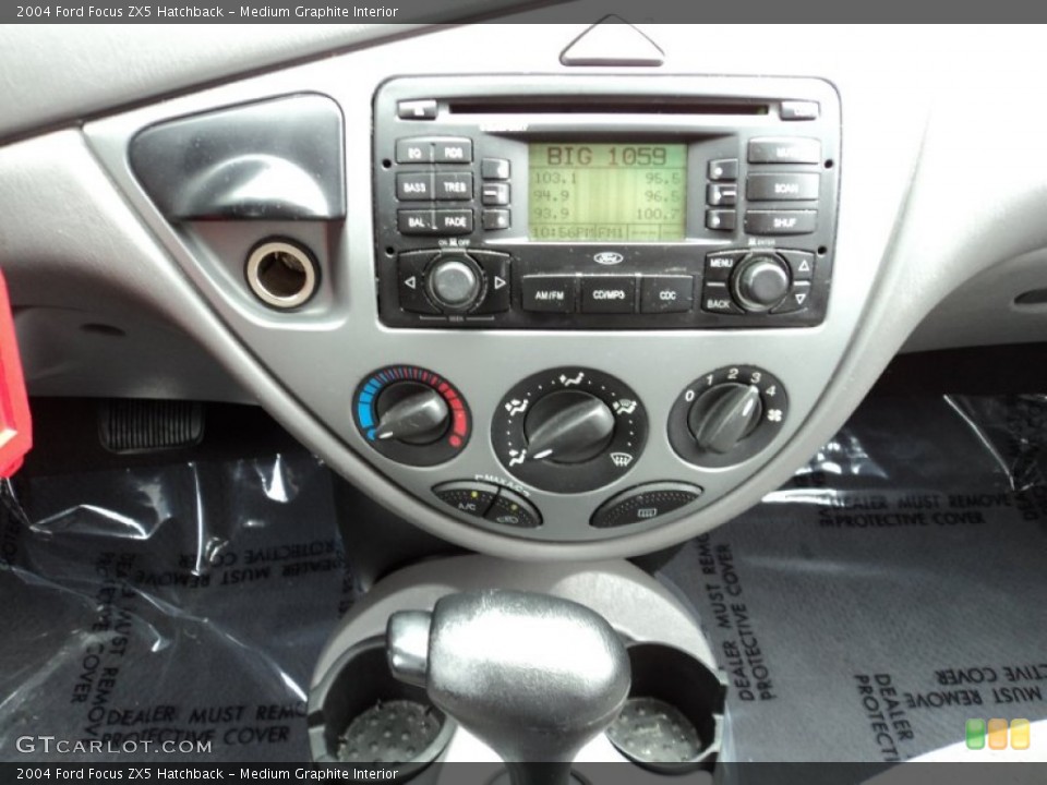 Medium Graphite Interior Controls for the 2004 Ford Focus ZX5 Hatchback #64631715